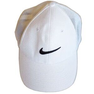 Nike Legacy91 Dri Fit Baseball Cap S/M White Mesh Black Swoosh Fitted